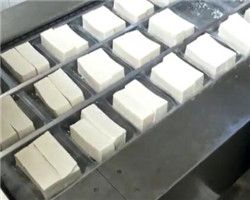 千頁豆腐加工